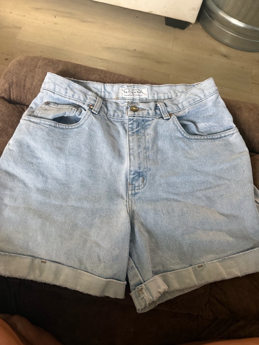 Arizona Jean Company Light Wash Rolled Hem Denim Shorts size 11